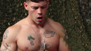 Activeduty: Jonathan Tylor among David Skylar sensual kissing