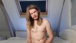 AlternaDudes: Thick super sexy dutch skater Duncan jacks off