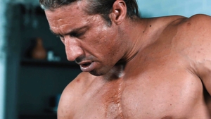 masqulin: Guiding Collin to Satisfy Every Customer