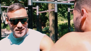 masqulin: Aspiring Twink Tackled by Pro Top